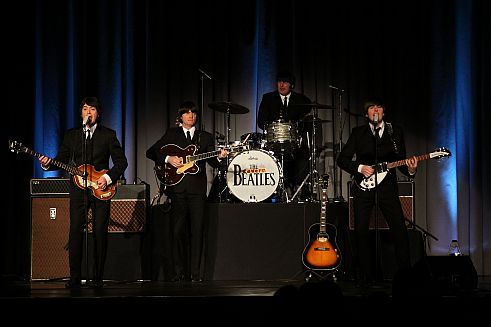 Teatro TheCavernBeatles 15may13 NOTICIA