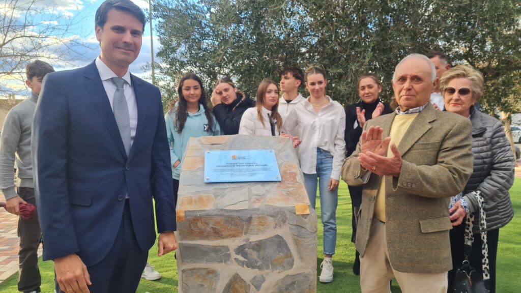 Vía Pública Parque 'Francisco Meseguer Bernal' Acto otorgamiento nombre Foto1