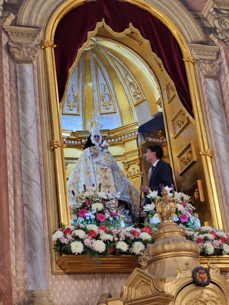Virgen de la Consolación Molina Entrega título Alcaldesa Perpetua a la Patrona Foto1