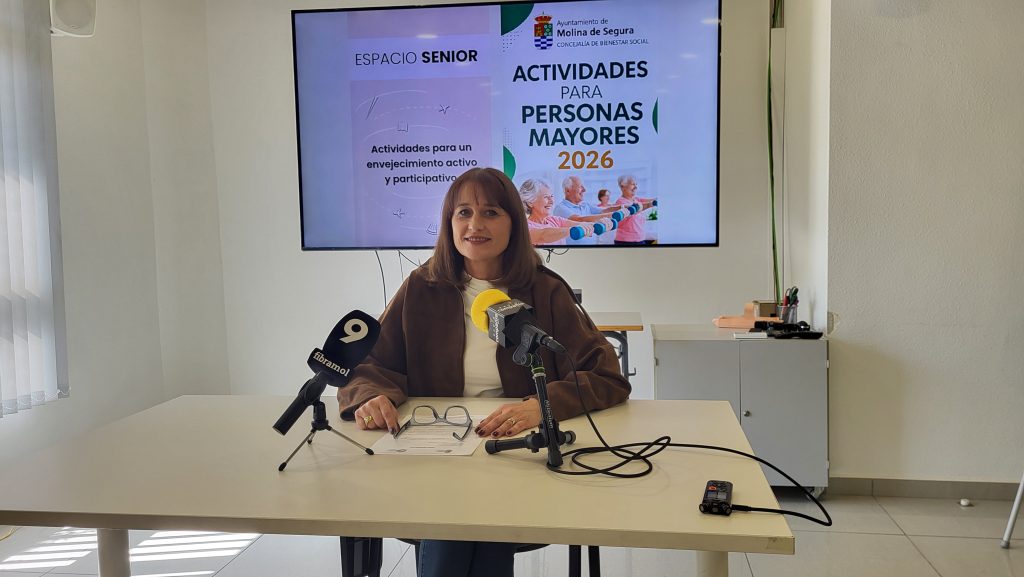 B. Social 'Espacio Senior' y 'Dinamización Asociaciones Mayores' Foto